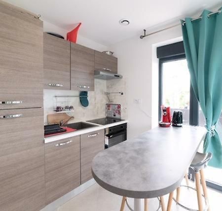 Blue Purple Grand Stade Apartment Мейзио Екстериор снимка